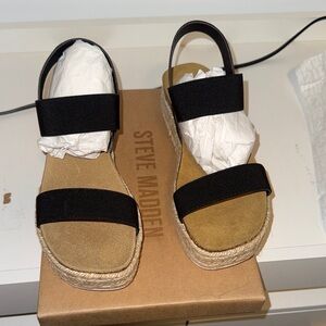 Never woren - Steve Madden Black and Brown Espadrille Sandals